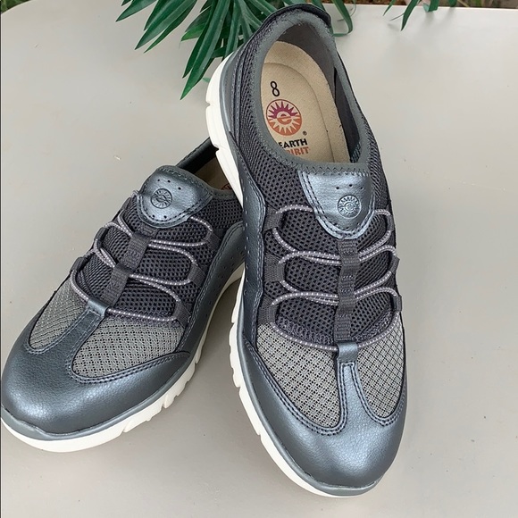 Earth Spirit Women's Athletics Shoe - Picture 2 of 14